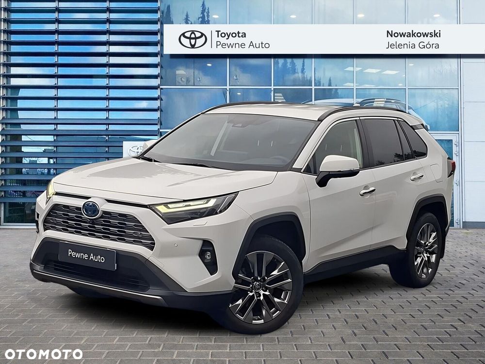 Toyota RAV4 - 1