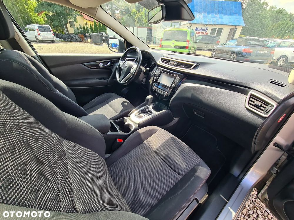 Nissan Qashqai 1.2 DIG-T Xtronic N-Connecta - 34