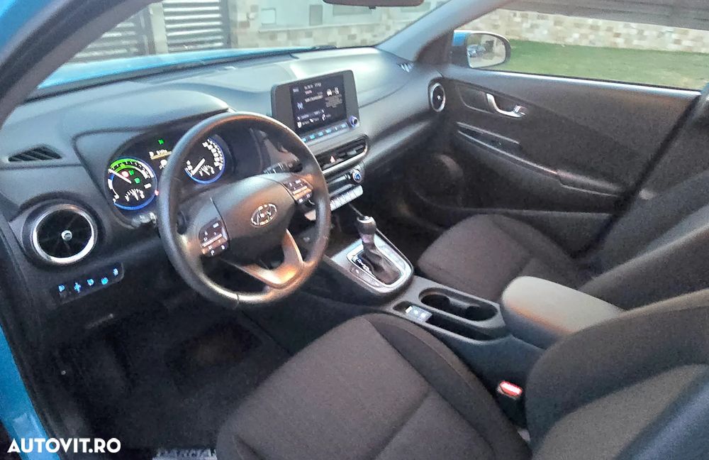 Hyundai KONA - 9