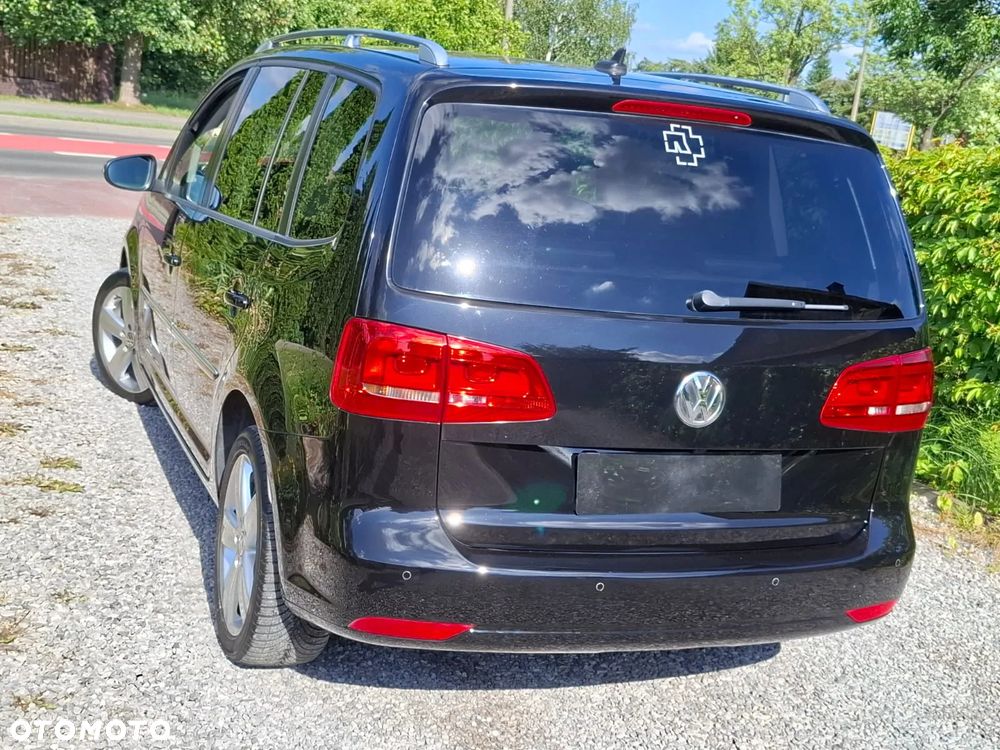 Volkswagen Touran 2.0 TDI DPF Highline DSG - 15