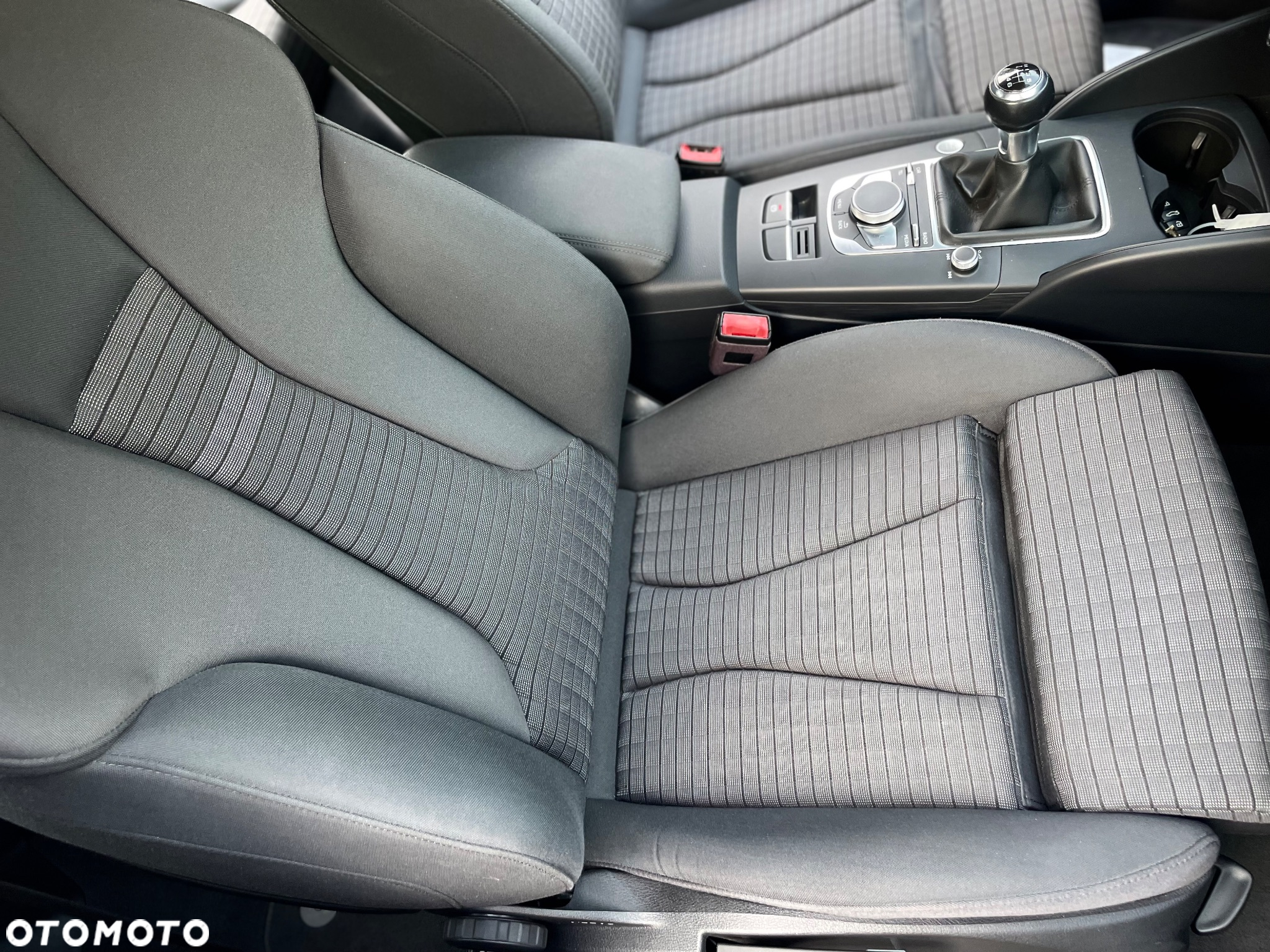 Audi A3 1.6 TDI Sport - 17