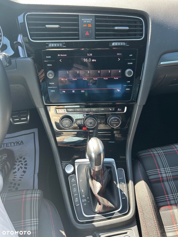 Volkswagen Golf 2.0 TSI BMT GTI Performance DSG - 12