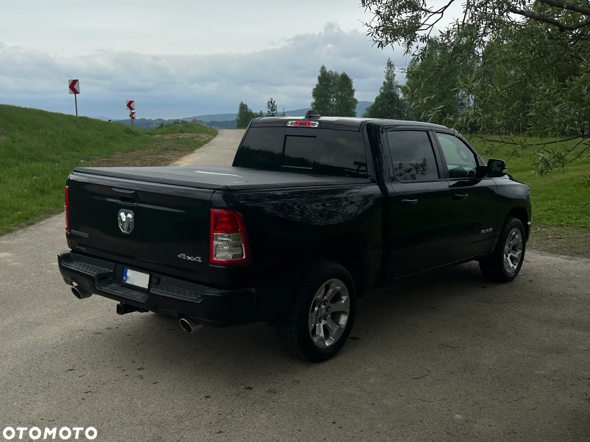 RAM 1500 Crew Cab Shortbed Bighorn - 6