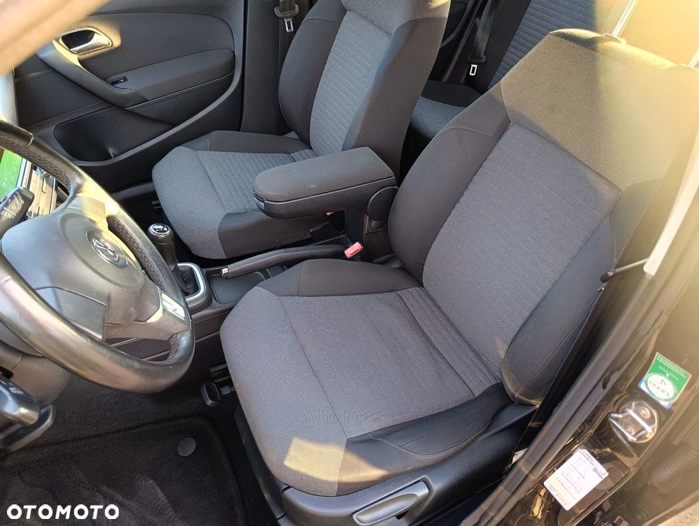 Volkswagen Polo 1.4 16V Comfortline - 9