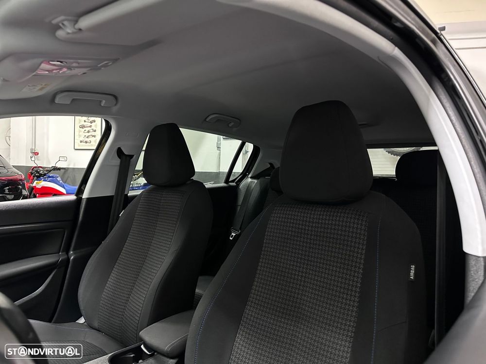 Peugeot 308 1.5 BlueHDi Style - 21