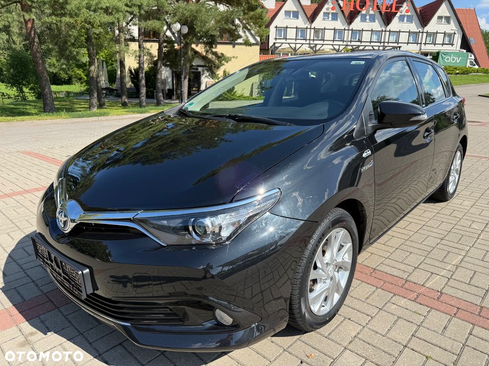 Toyota Auris - 1