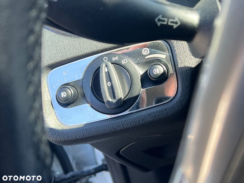 Ford Fiesta 1.0 EcoBoost STart-Stop Trend - 19