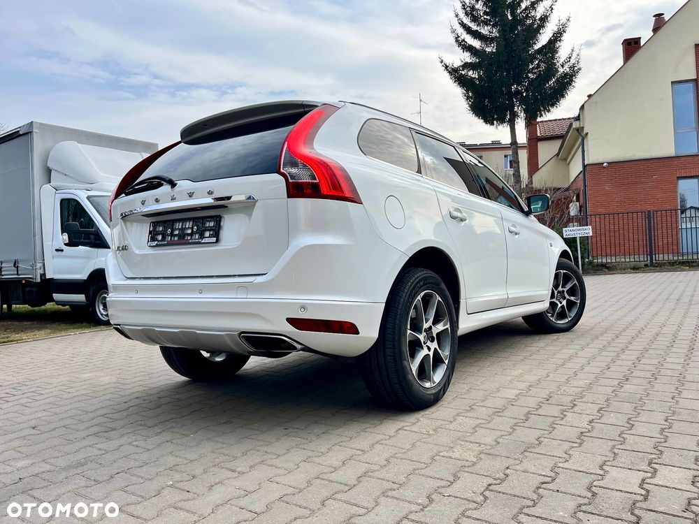 Volvo XC 60 D4 Drive-E Ocean Race - 3