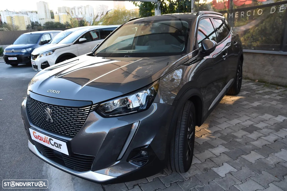 Peugeot 2008 1.2 PureTech Allure Pack - 4