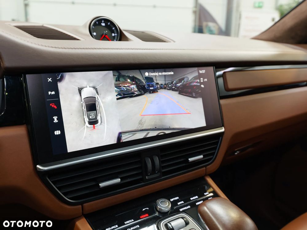 Porsche Cayenne E-Hybrid Platinum Edition - 24