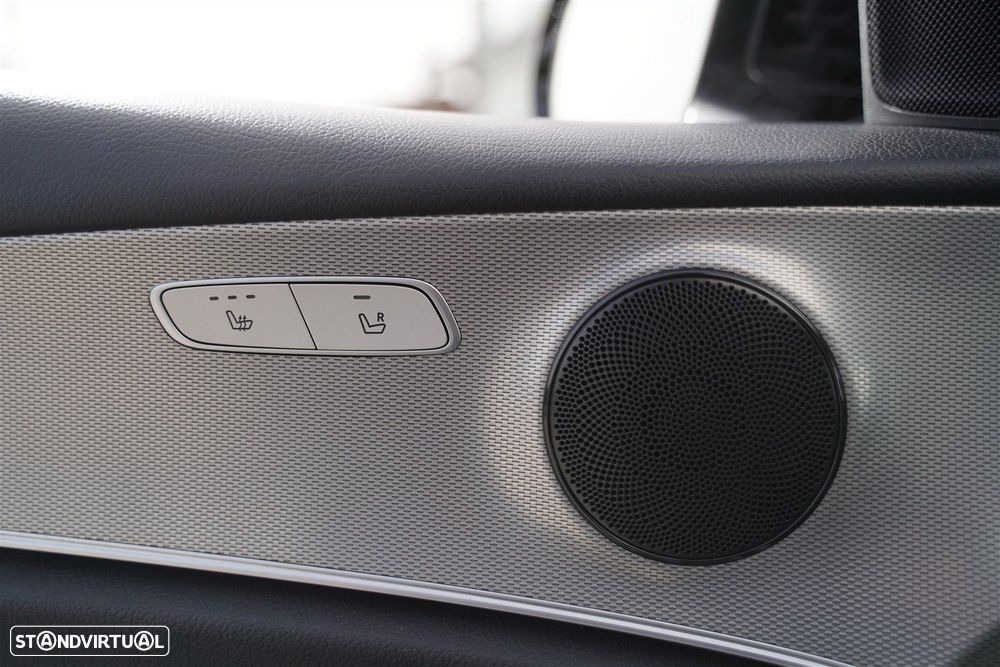 Mercedes-Benz E 220 d Avantgarde+ - 31