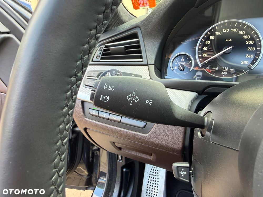 BMW Seria 5 520d M Sport Edition - 26