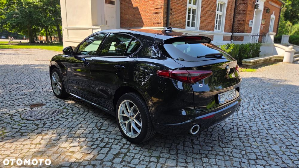 Alfa Romeo Stelvio 2.0 Turbo Q4 - 2