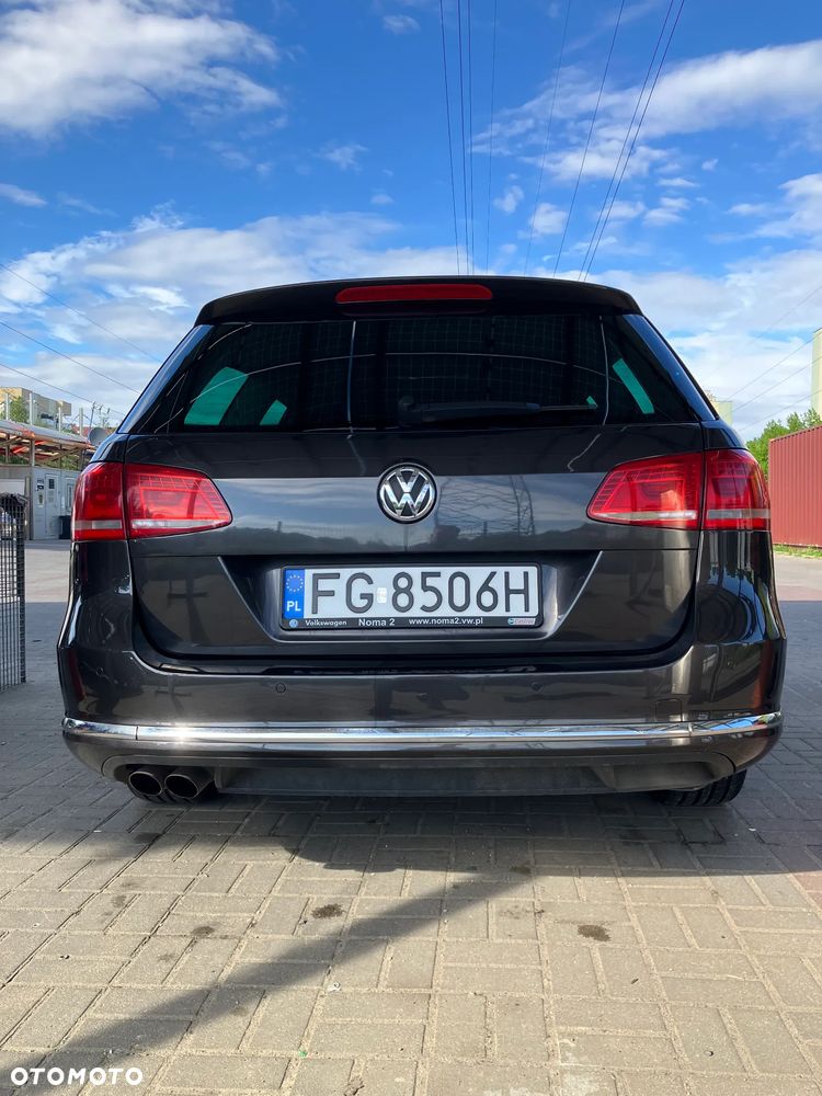 Volkswagen Passat 2.0 TDI Comfortline - 7