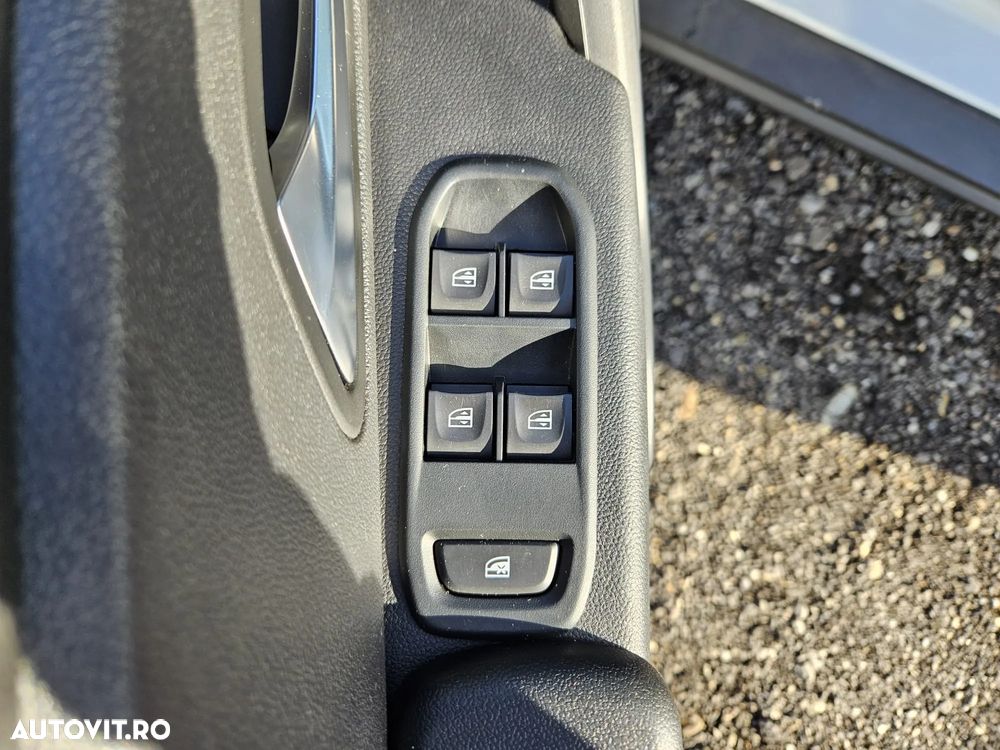 Dacia Duster Blue dCi 115 4WD Comfort - 11