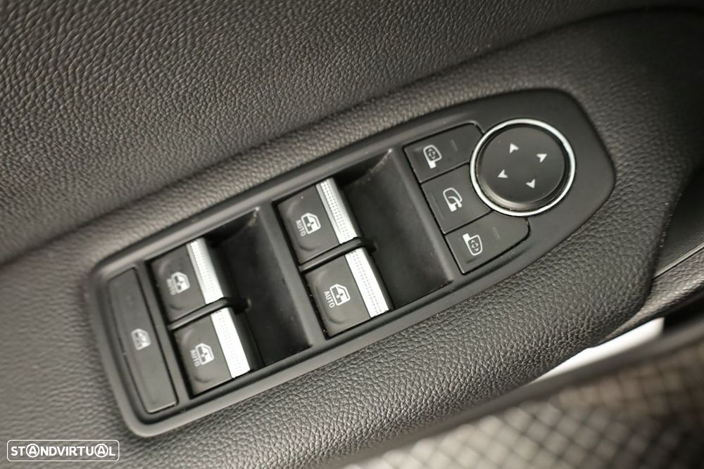 Renault Captur 1.0 TCe Techno - 21