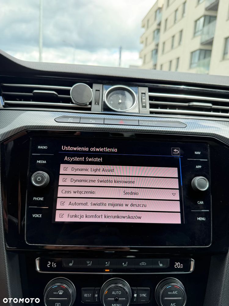 Volkswagen Arteon 2.0 TDI SCR R-Line DSG - 23