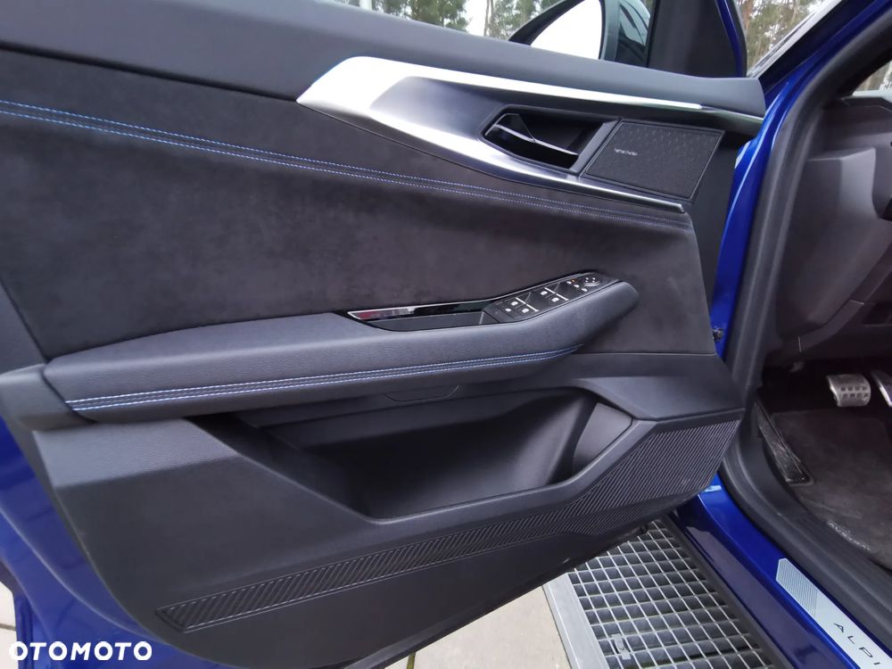 Renault Austral 1.2 E-Tech Full Hybrid 200 Iconic esprit Alpine MMT - 11