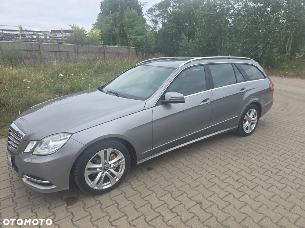 Mercedes-Benz Klasa E 220 CDI DPF BlueEFFICIENCY Automatik Avantgarde - 1