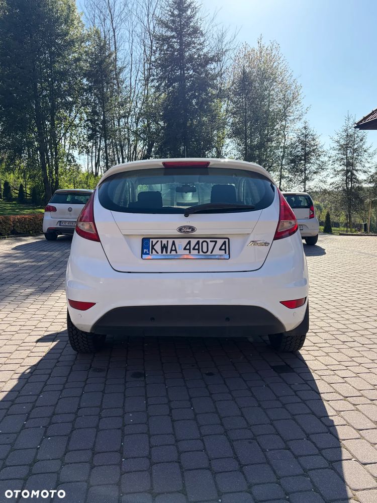 Ford Fiesta - 5