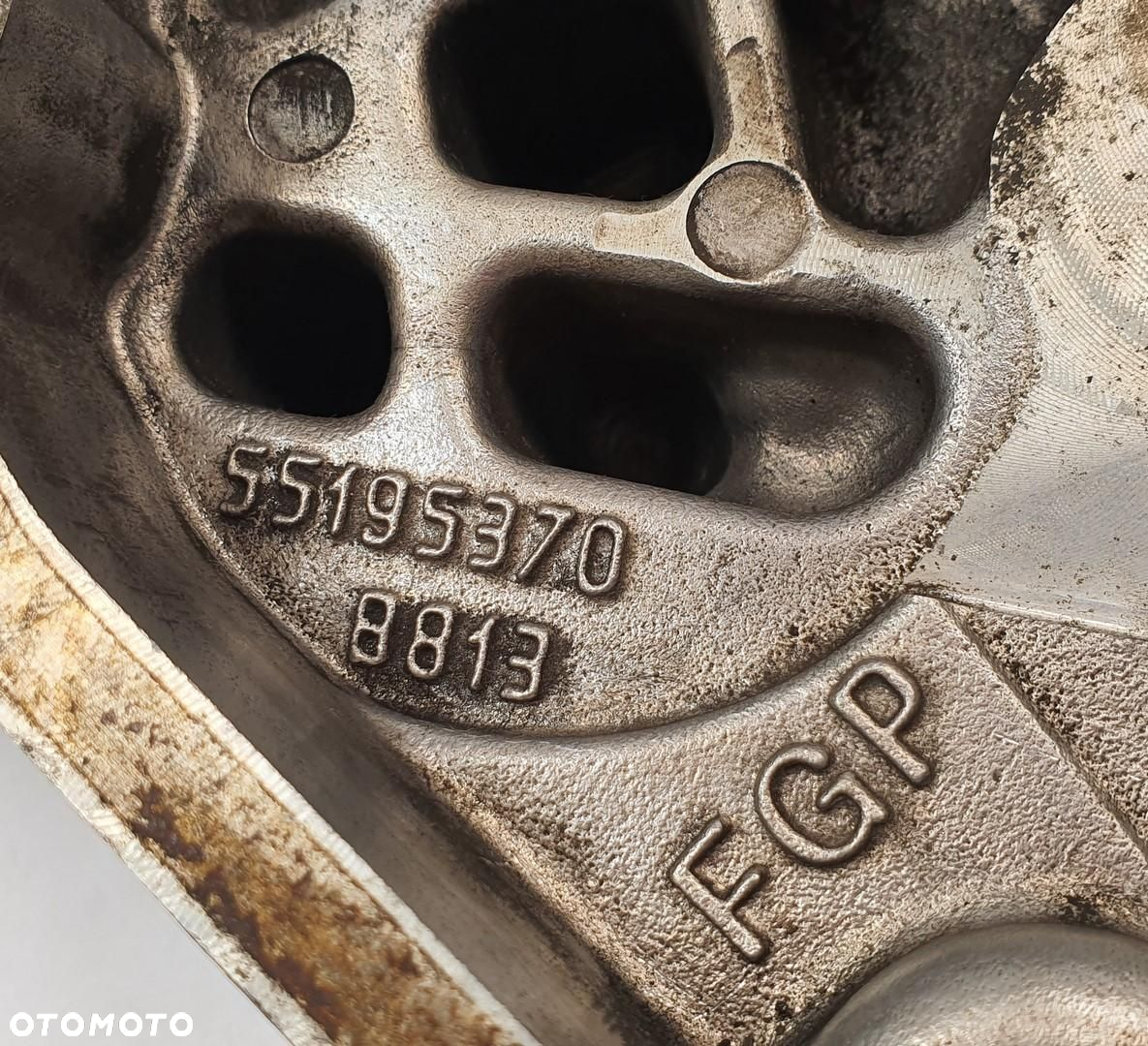 ŁAPA WSPORNIK SILNIKA ALFA ROMEO 159 JTD 55195370 - 7