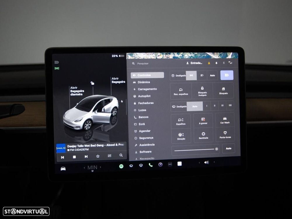 Tesla Model Y Long Range Dual Motor AWD - 17