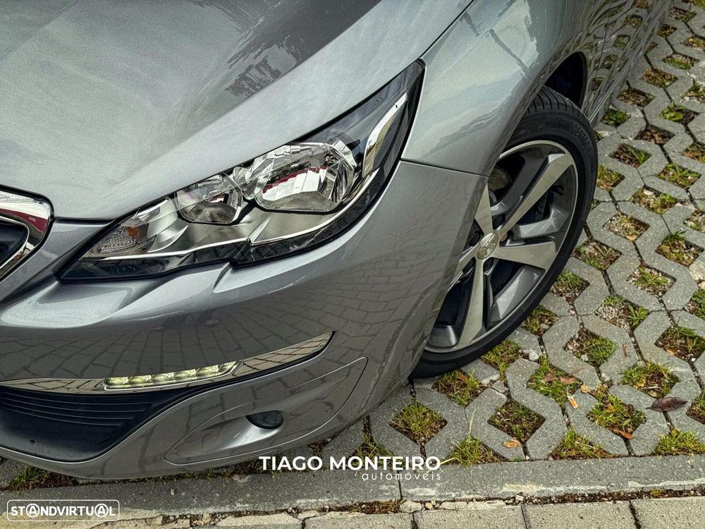 Peugeot 308 SW - 11