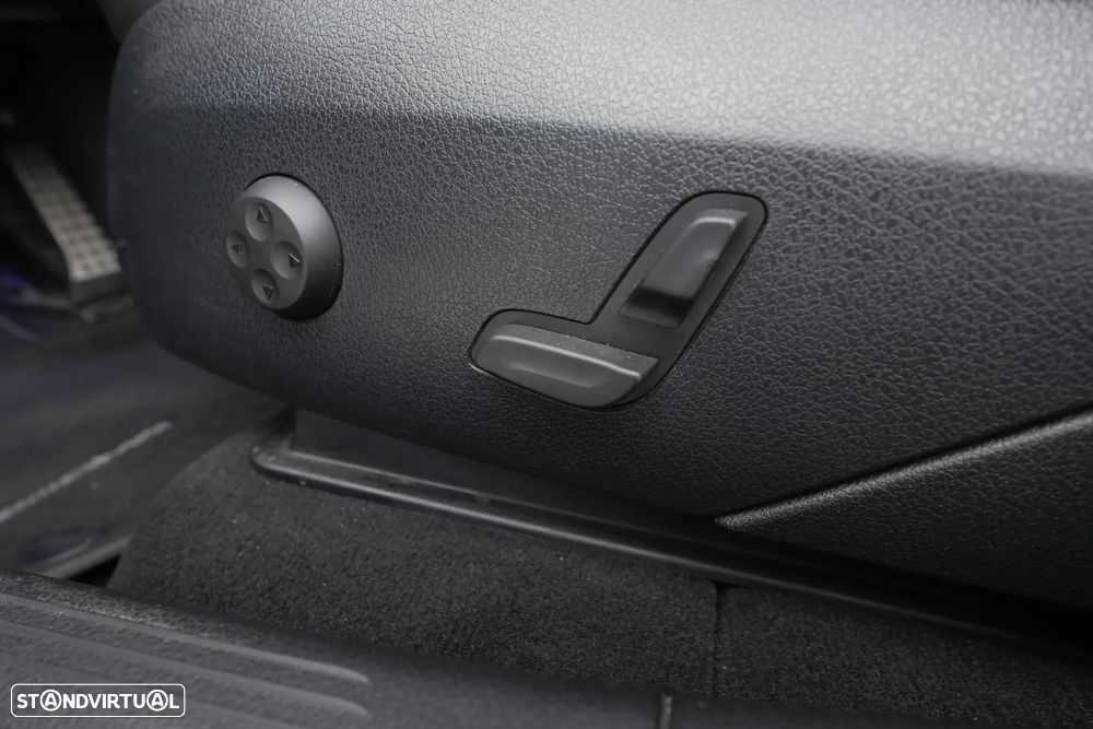 Mercedes-Benz GLC 300 de Coupe 4Matic - 28