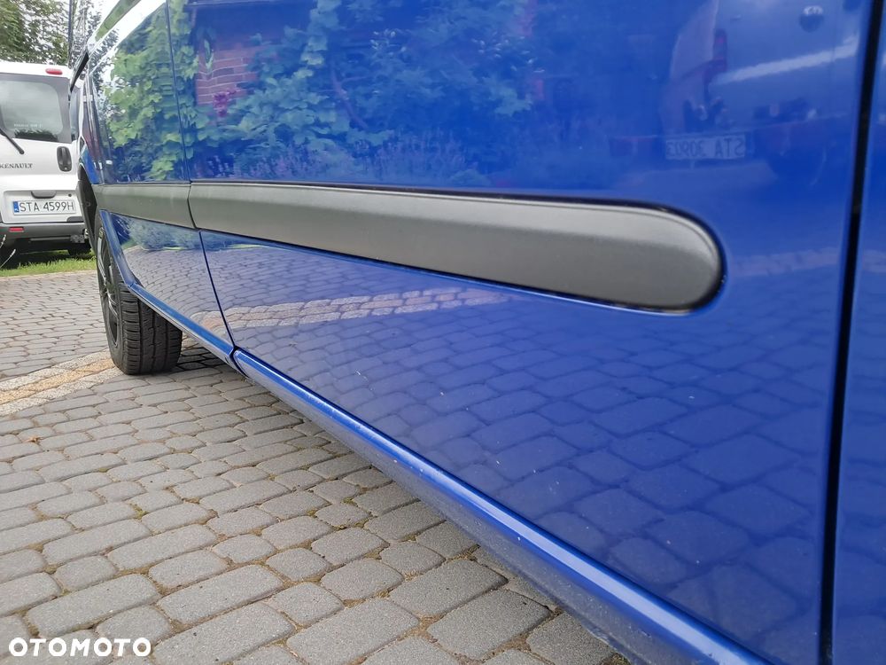 Mercedes-Benz Vito - 25