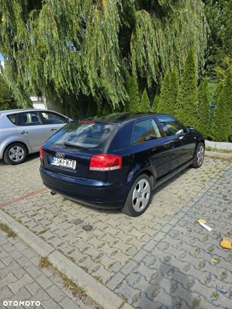 Audi A3 3-drzwiowe 1.6 Attraction - 5