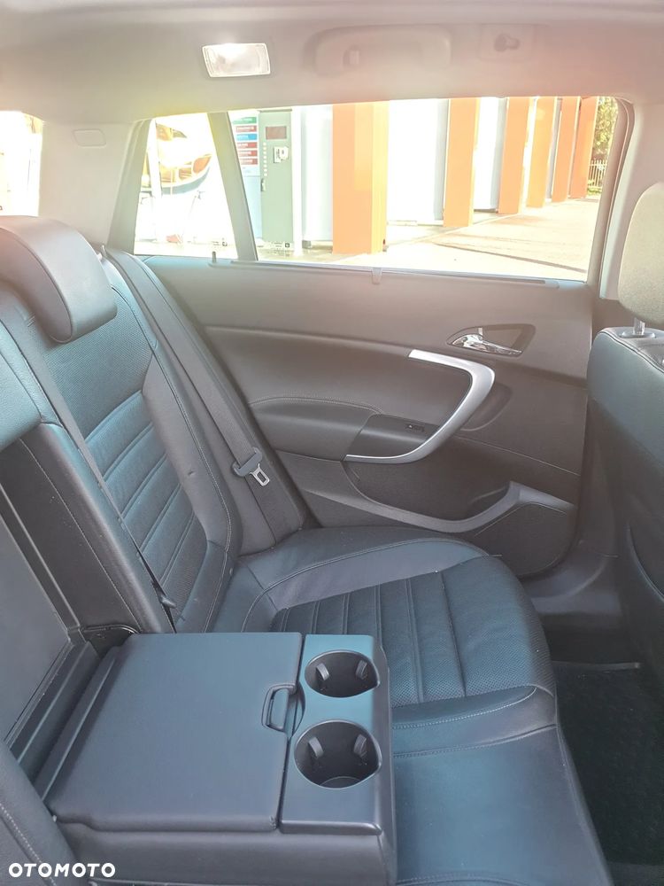Opel Insignia - 15