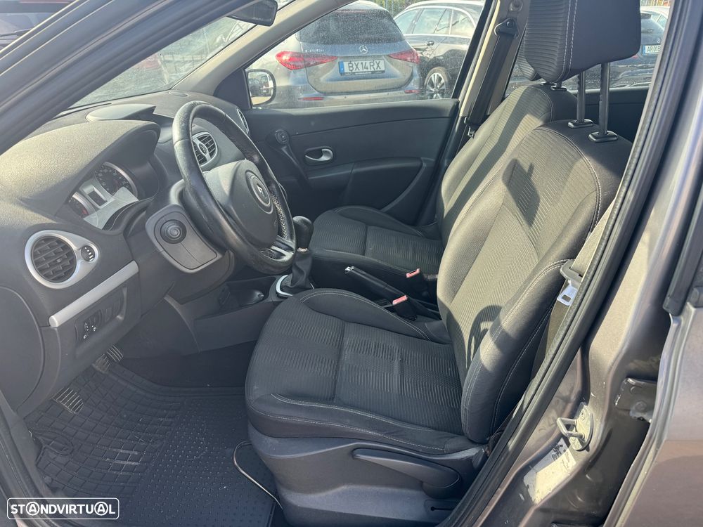 Renault Clio Break 1.2 16V Dynamique - 8