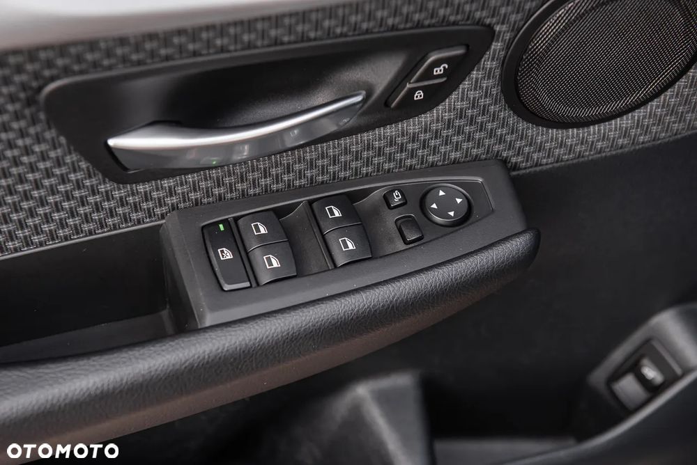 BMW Seria 2 216d Active Tourer - 15