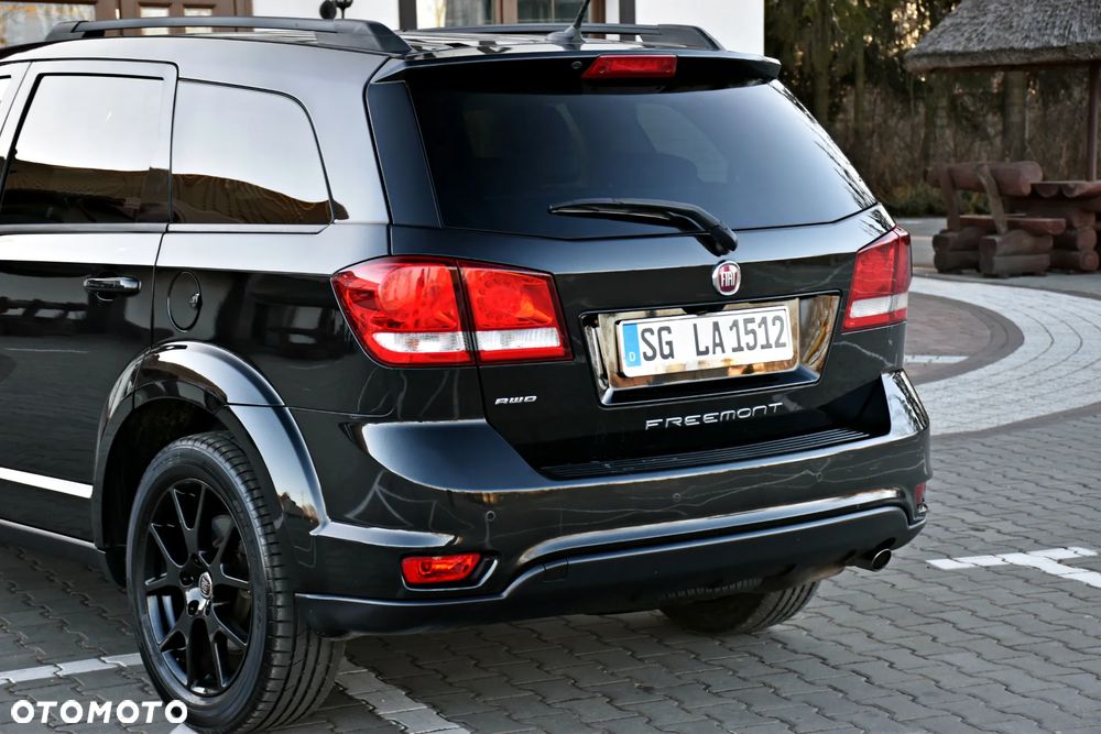 Fiat Freemont 2.0 Multijet 16V DPF Automatik Allrad Black Code - 18