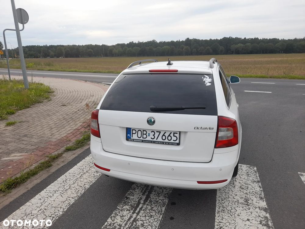 Skoda Octavia 2.0 TDI DPF Elegance - 8