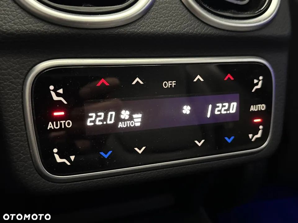 Mercedes-Benz Klasa C ver-220-d-mhev-4--matic-all--terrain-avantgarde - 20
