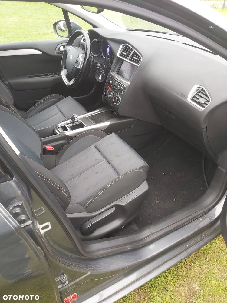 Citroën C4 e-HDi 115 ETG6 Exclusive - 20