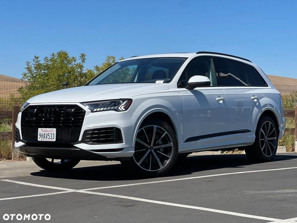 Audi Q7 - 1