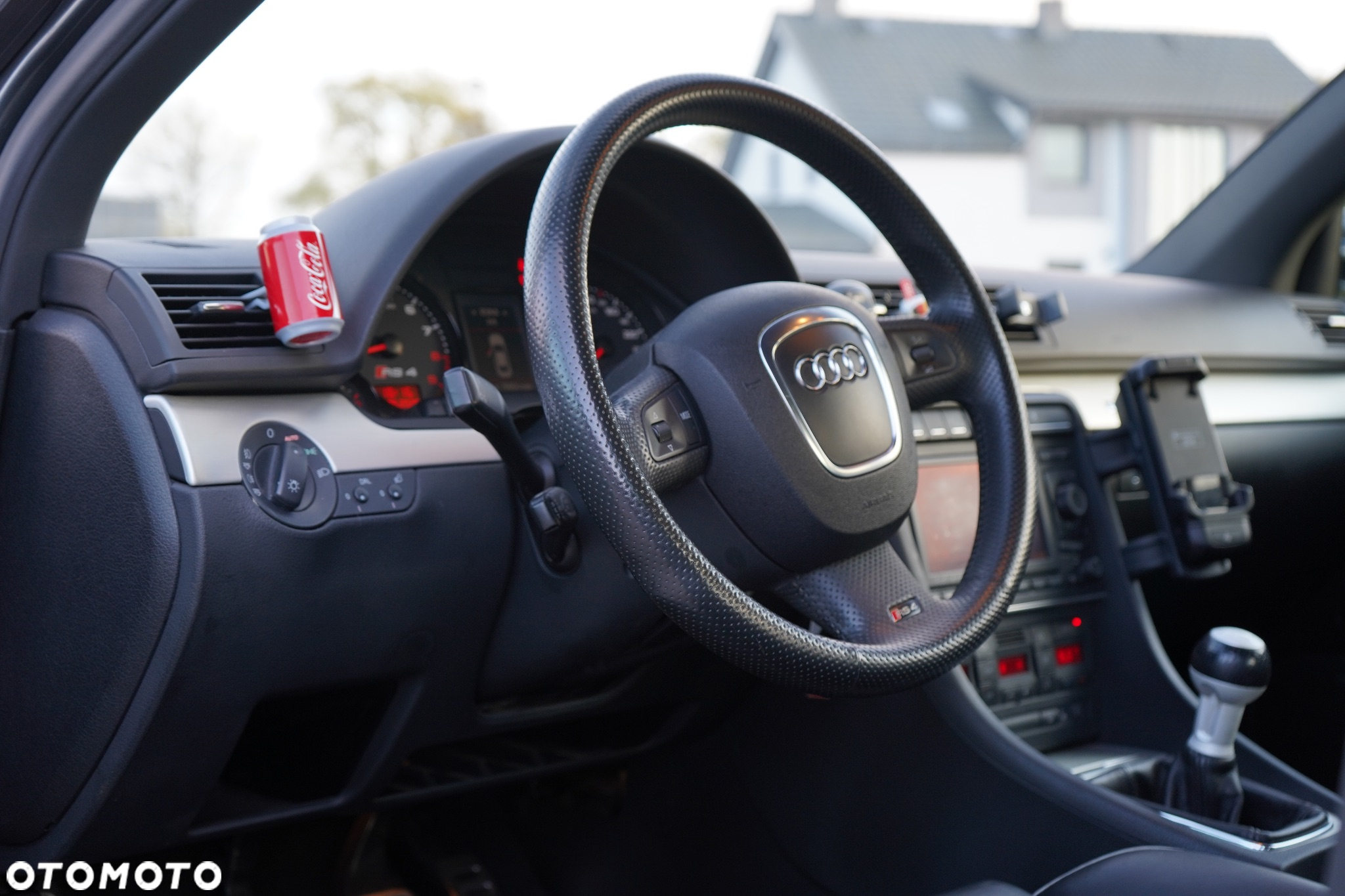Audi RS4 Standard - 14