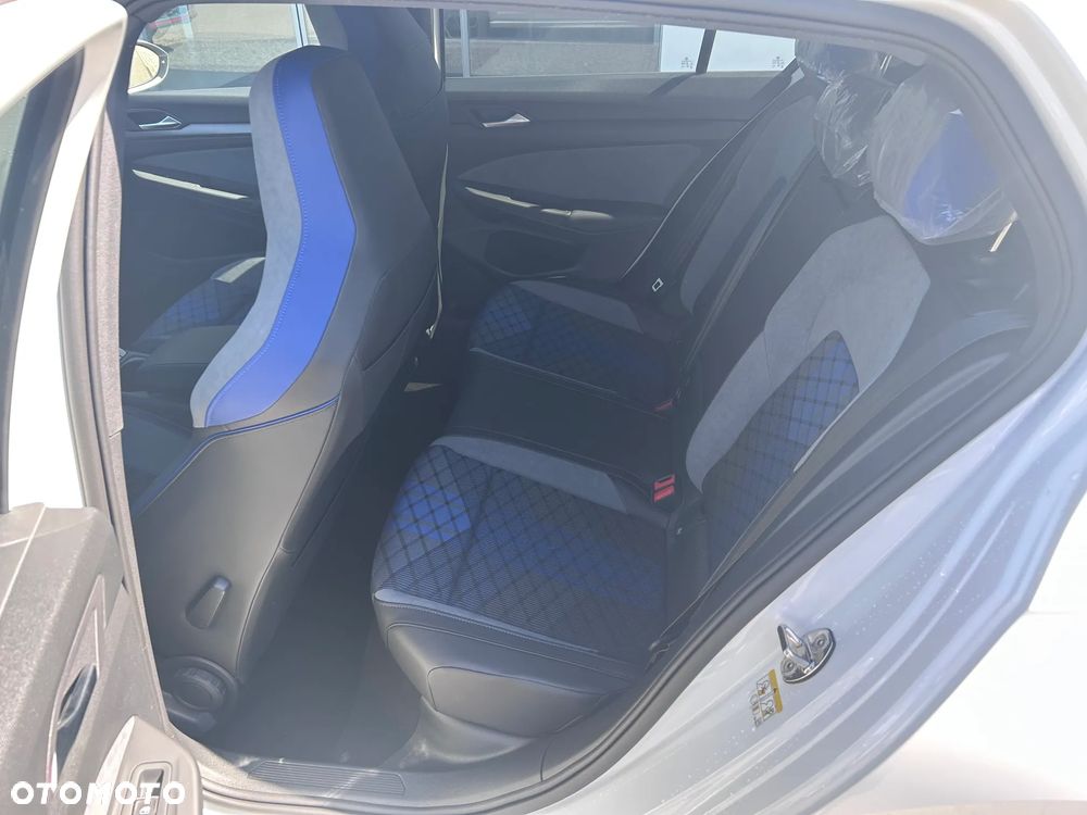 Volkswagen Golf 2.0 TSI 4Motion R DSG - 7