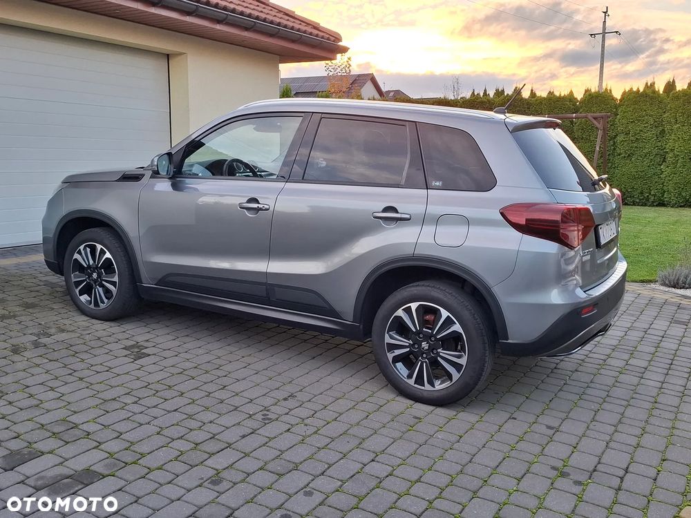 Suzuki Vitara 1.0 Boosterjet Premium 4WD - 33