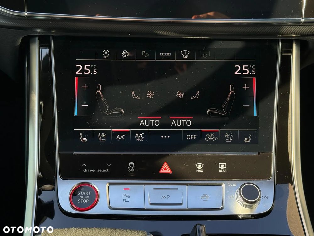 Audi RS Q8 - 28