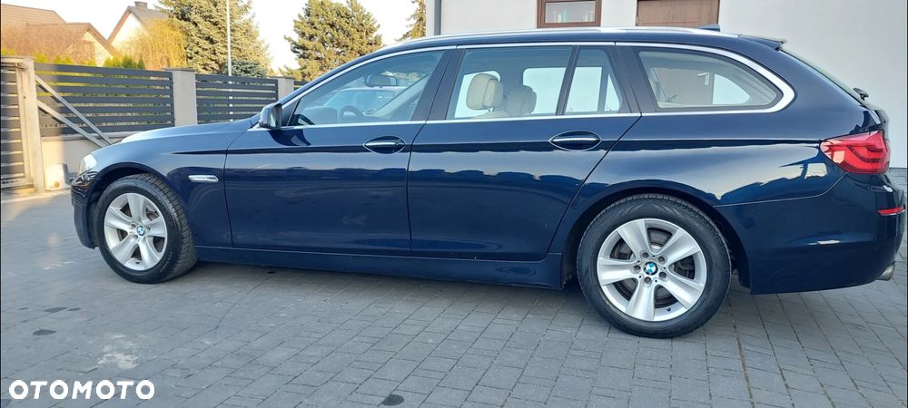 BMW Seria 5 520d - 34