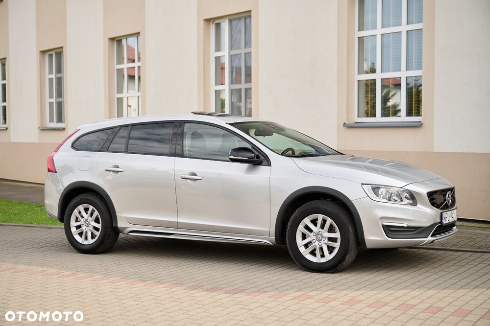 Volvo V60 D3 Geartronic Momentum - 12