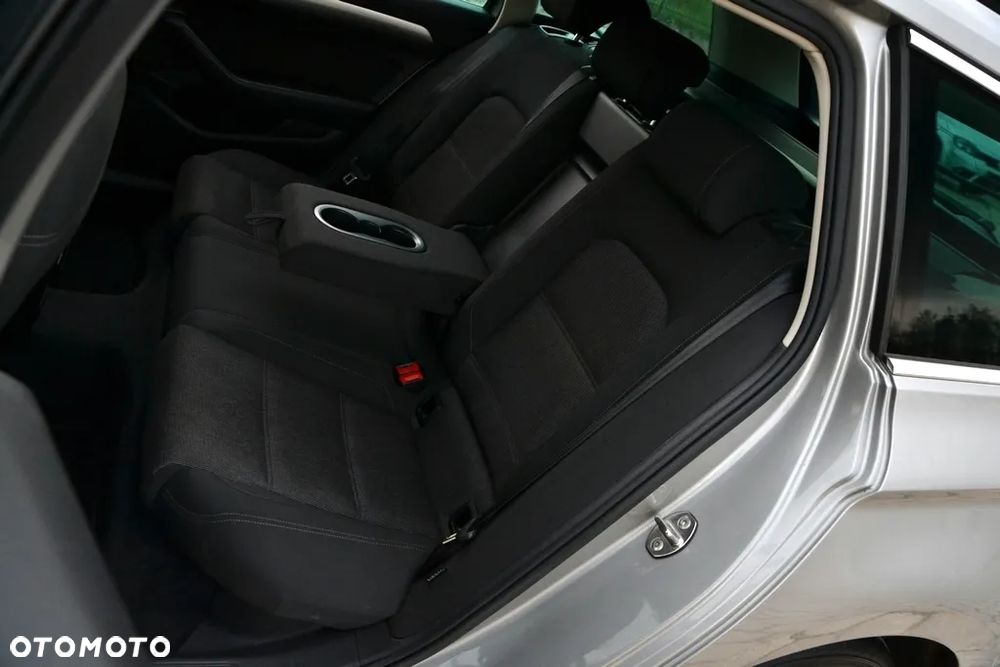 Volkswagen Passat Variant 1.8 TSI BMT Comfortline DSG - 14