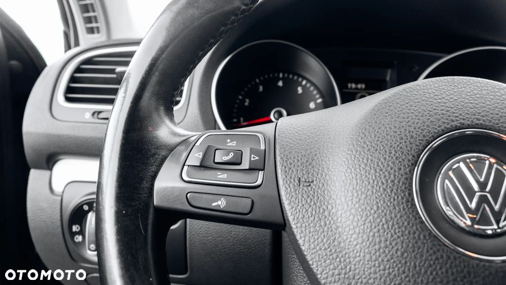 Volkswagen Golf Variant ver-1-4-tsi-edition - 17