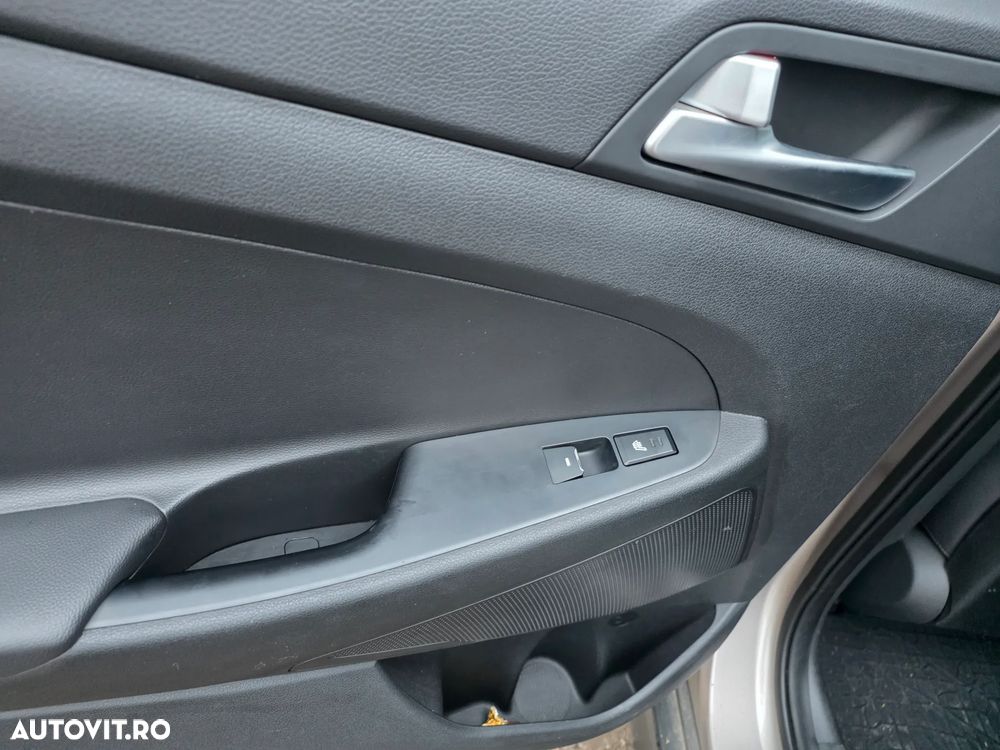 Hyundai Tucson 2.0 CRDI 4WD 6AT Luxury Pack+ - 11