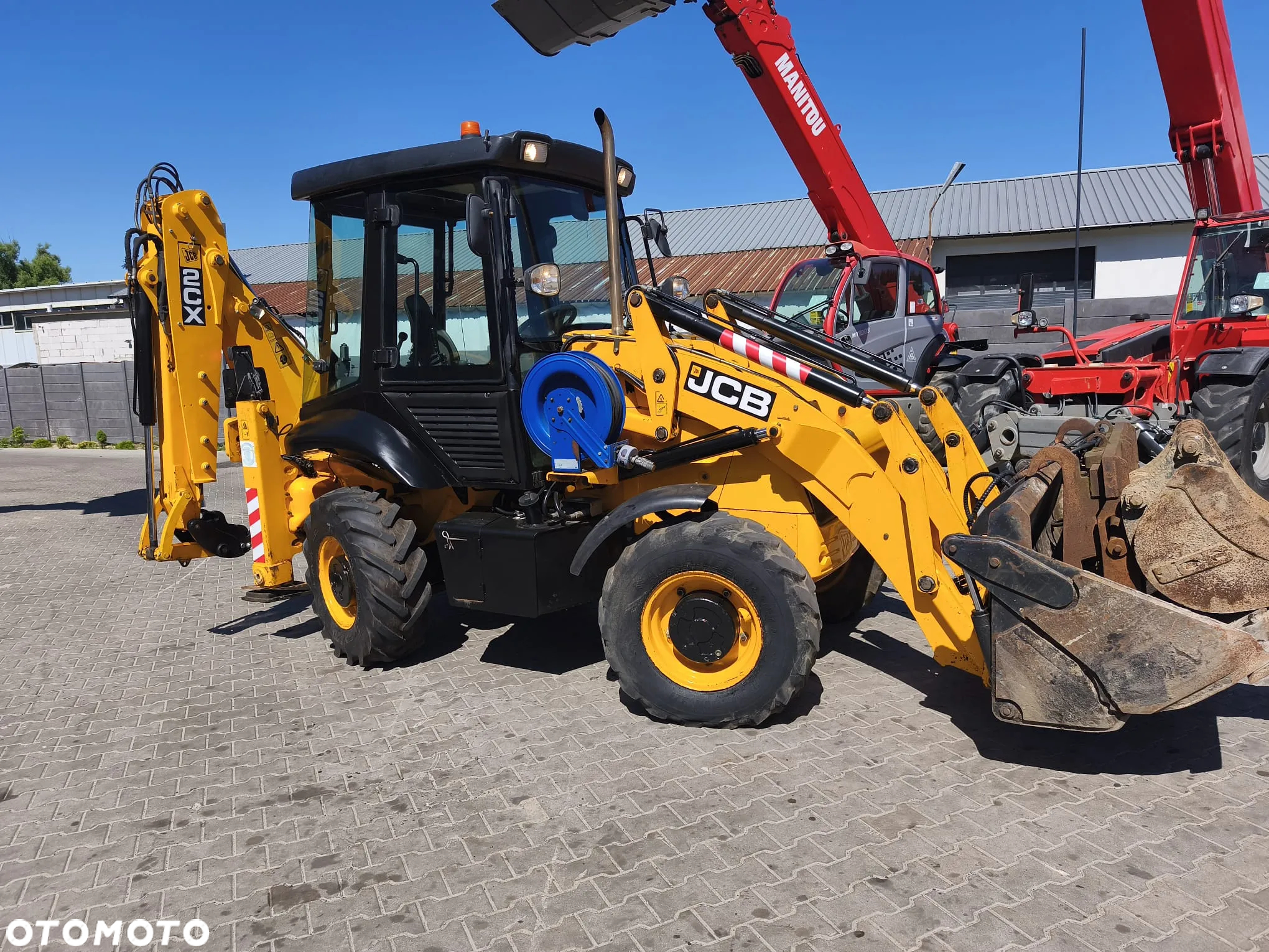 JCB 2CX - 5