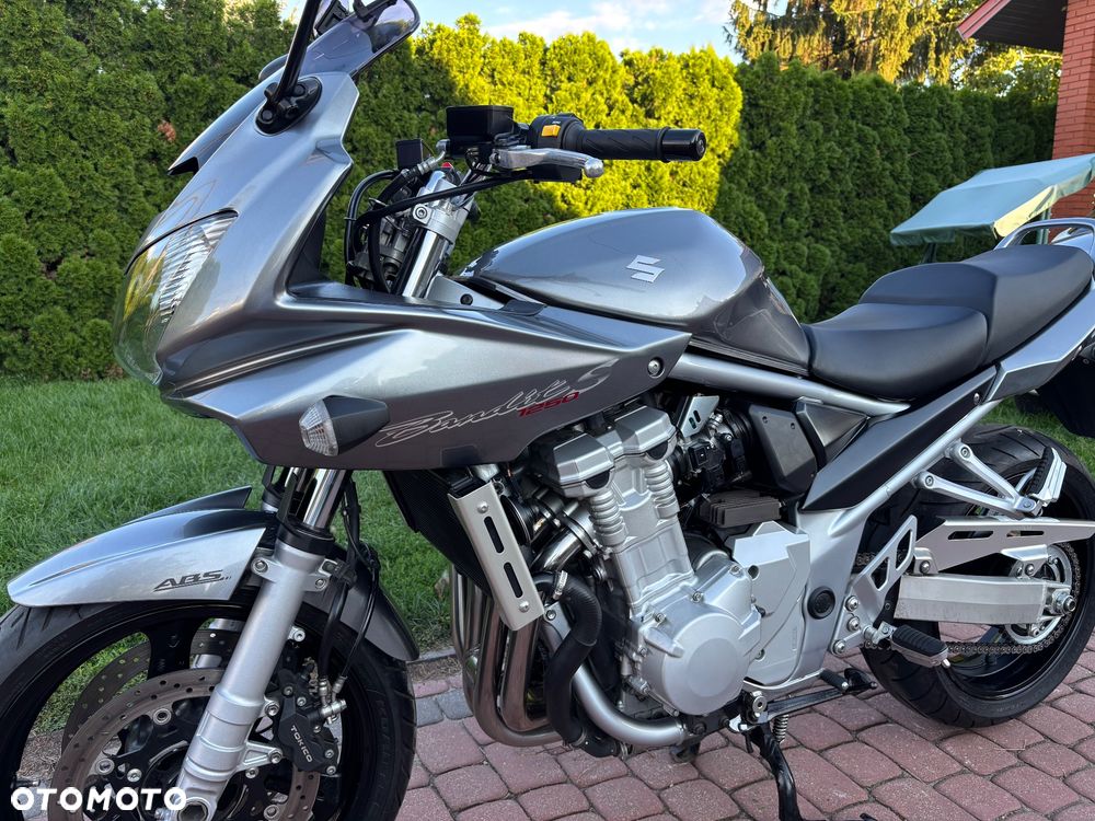 Suzuki Bandit - 19