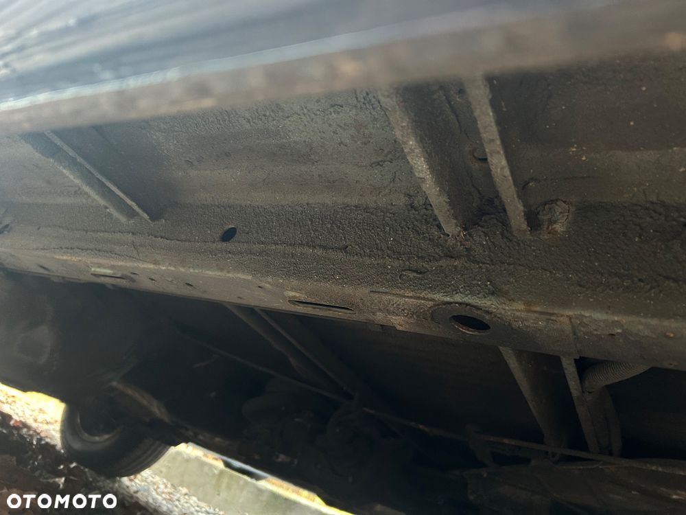 Volkswagen Inny - 19